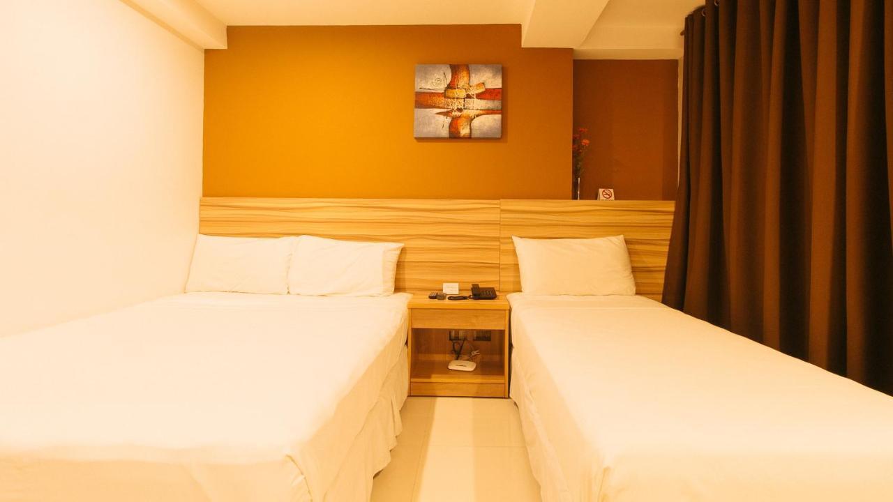 Guijo Suites Makati Makati City Exterior foto