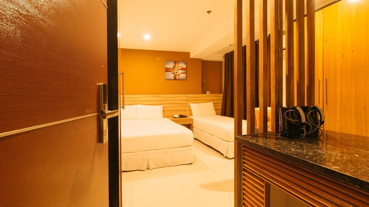 Guijo Suites Makati Makati City Exterior foto