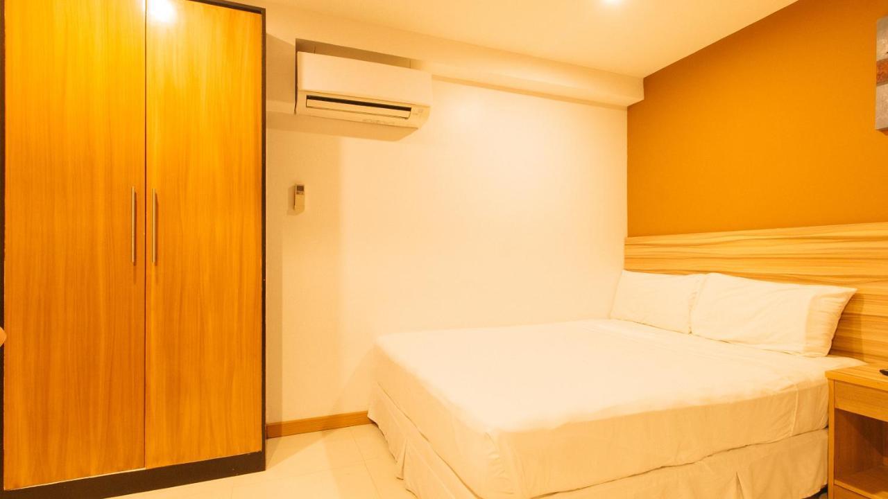Guijo Suites Makati Makati City Exterior foto